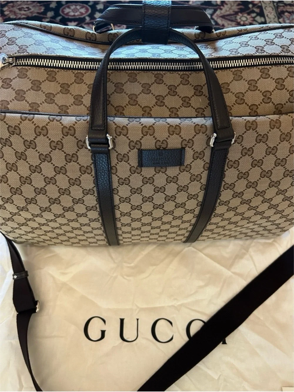 Unisex Gucci Beige GG Supreme Canvas Weekender with Dark Brown Trim made Italy